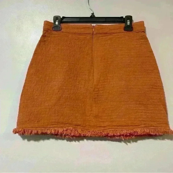GB Gianni Bini Floral Embroidered Mini Skirt Womens sz Large orange brown fringe - Picture 4 of 9